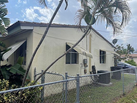 3rd image of 708 N 20th Avenue