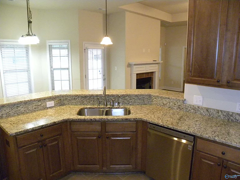 623 Summer Cove Cir NW — Photo 11