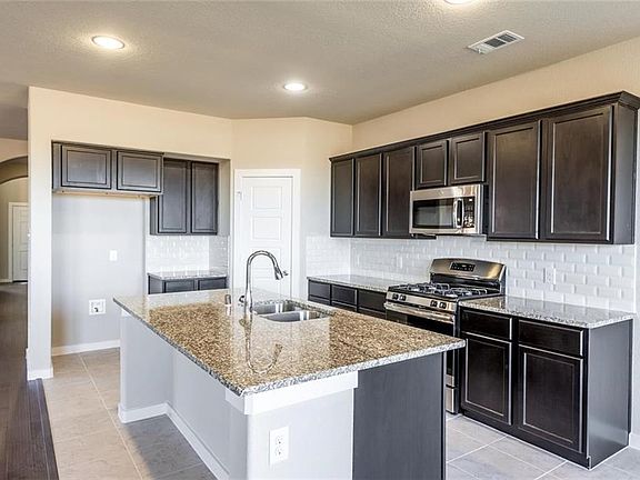 2nd image of 1136 Fulbourne Dr