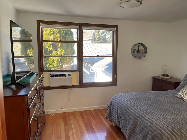 515 NW Kansas Ave #2 — Photo 8