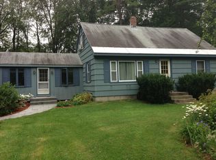 5 Meadow Ln, Amherst, NH 03031
