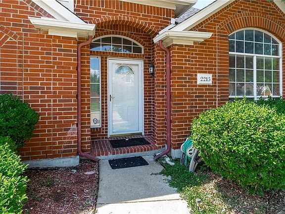 3rd image of 2213 Jacqueline Dr