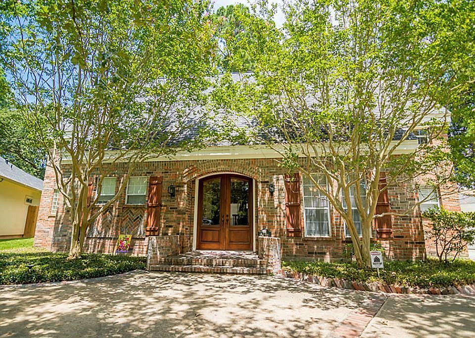 1st image of 33 Cordova Ct