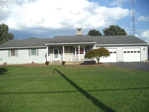 2431 Tiffin Rd, Fremont, OH 43420