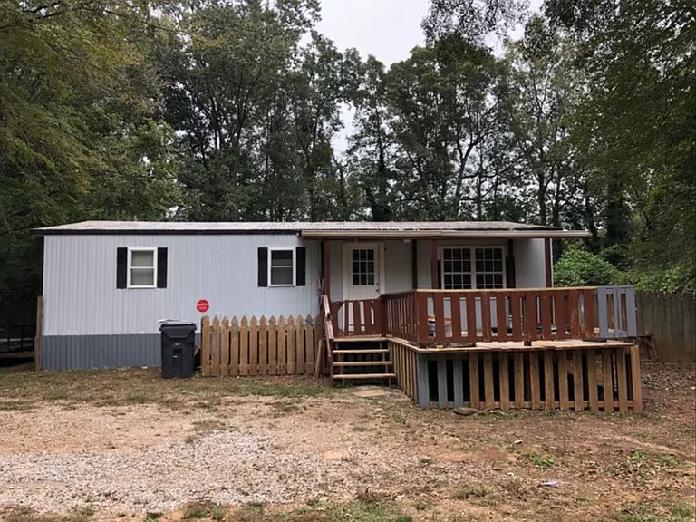 200 Village Pl — Photo 15