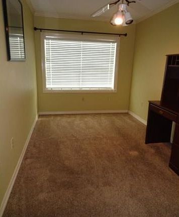 3rd image of 340 Bellemeade Blvd