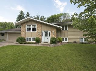7604 Huron Ave, Chanhassen, MN 55317