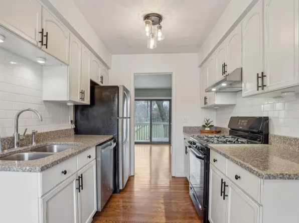 12210 Eagle St NW, Coon Rapids, MN 55448