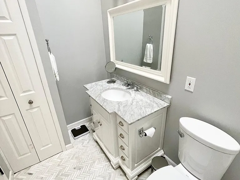 38888 Country Cir #17 — Photo 10