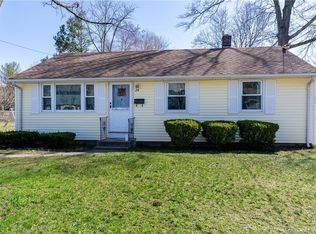 26 Webster St, Plainville, CT 06062