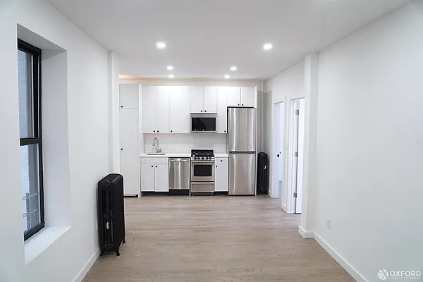 Rented by Oxford Property Group | media 13