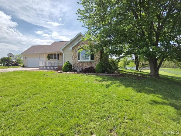 15213 Woodmann Cir, Canton, MO 63435