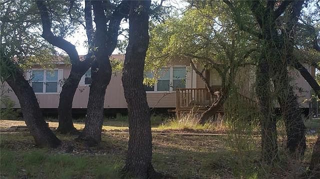 1st image of 2211 Lost Oak Trl
