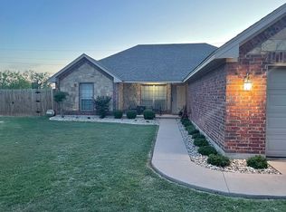 7950 Starlight Dr, Abilene, TX 79606