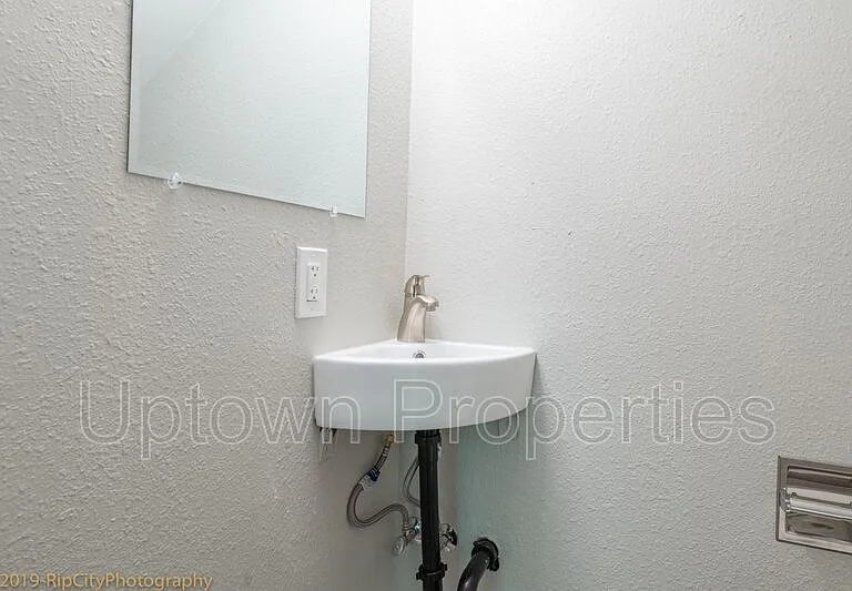 3331 SW Garden View Ave — Photo 15