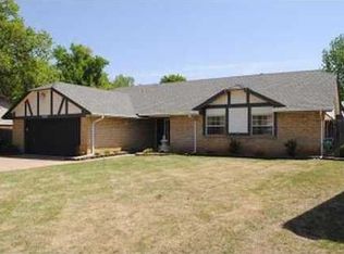 2800 Del Casa Cir, Midwest City, OK 73110