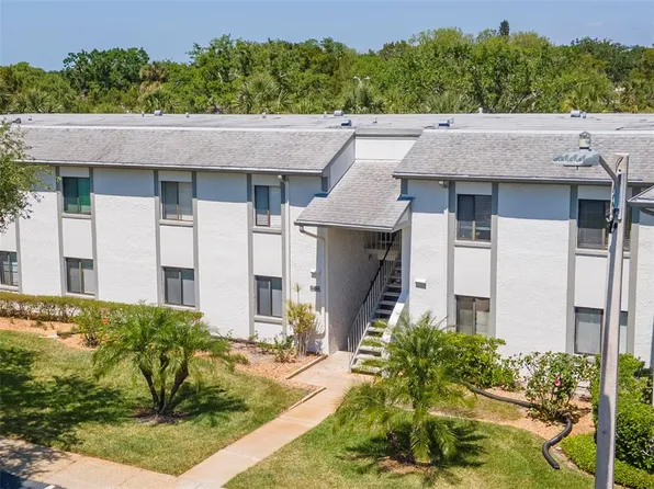 112 W Cypress Ct, Oldsmar, FL 34677