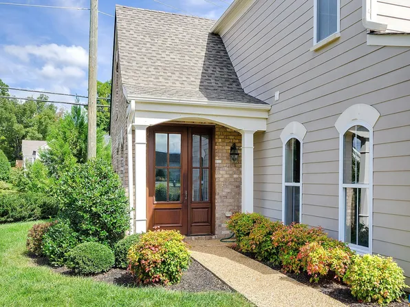 1305 Gate Post Ln, Charlottesville, VA 22901