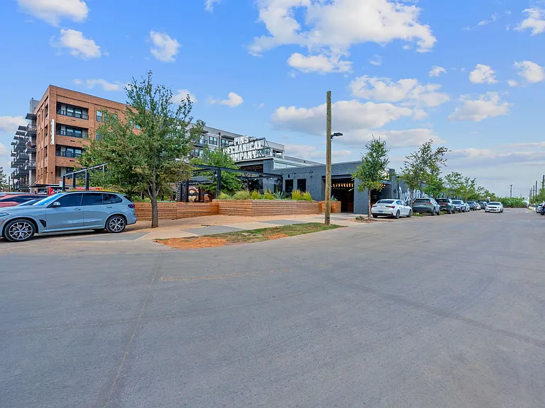 4315 S Congress Ave #202 — Photo 37