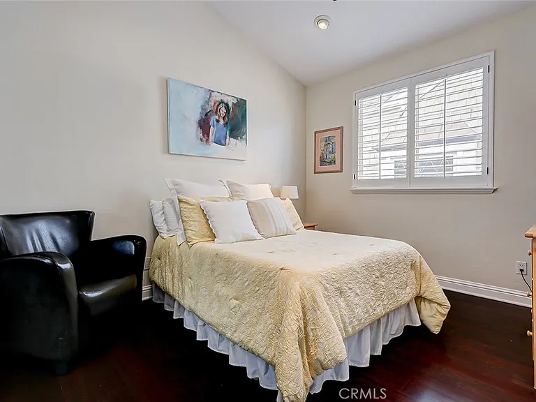 3005 N Poinsettia Ave — Photo 51