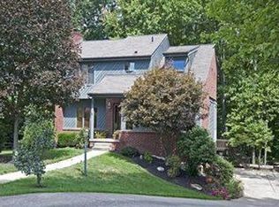 1052 Applejack Dr, Gibsonia, PA 15044