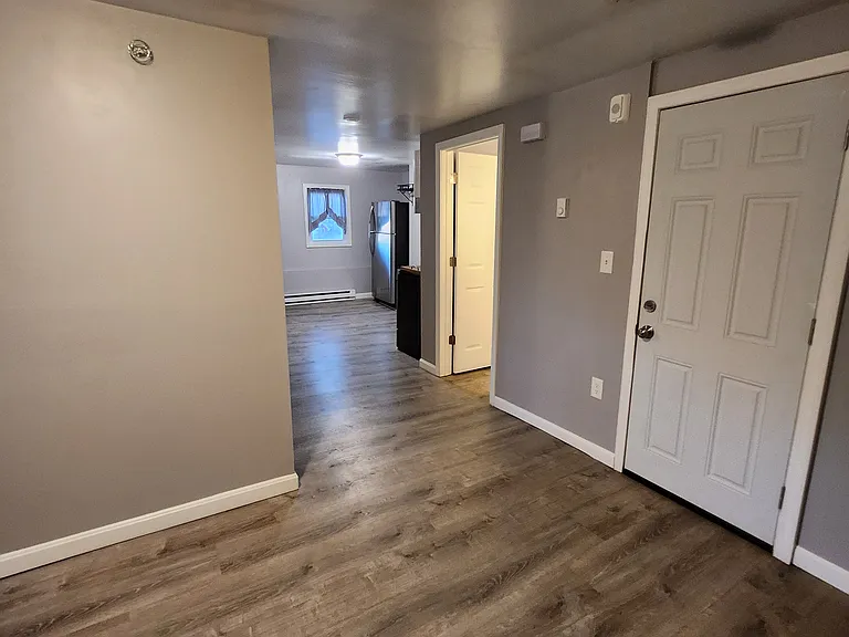 70 N Main St #3L — Photo 4