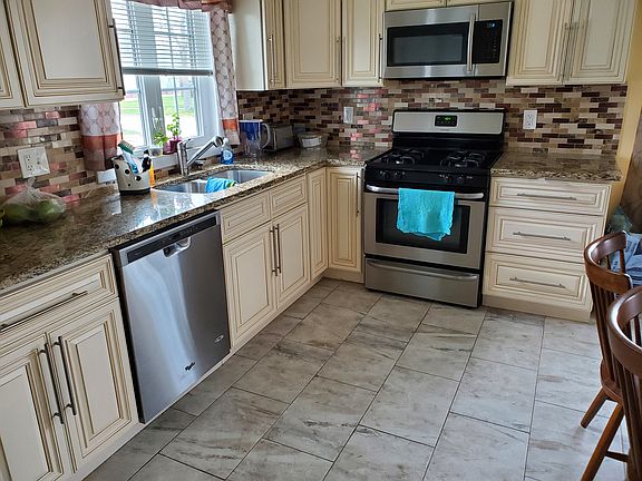 4th image of 4309 Fruitland Dr