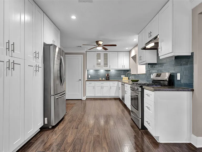5902 Jim St — Photo 13