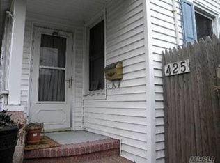 425 Islip Ave, Islip, NY 11751