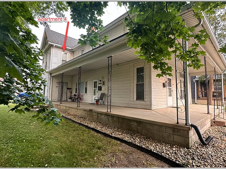 712 Poplar St #4 — Photo 1