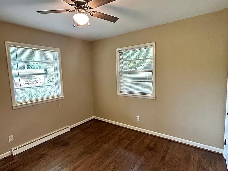 1229 Frances St — Photo 10