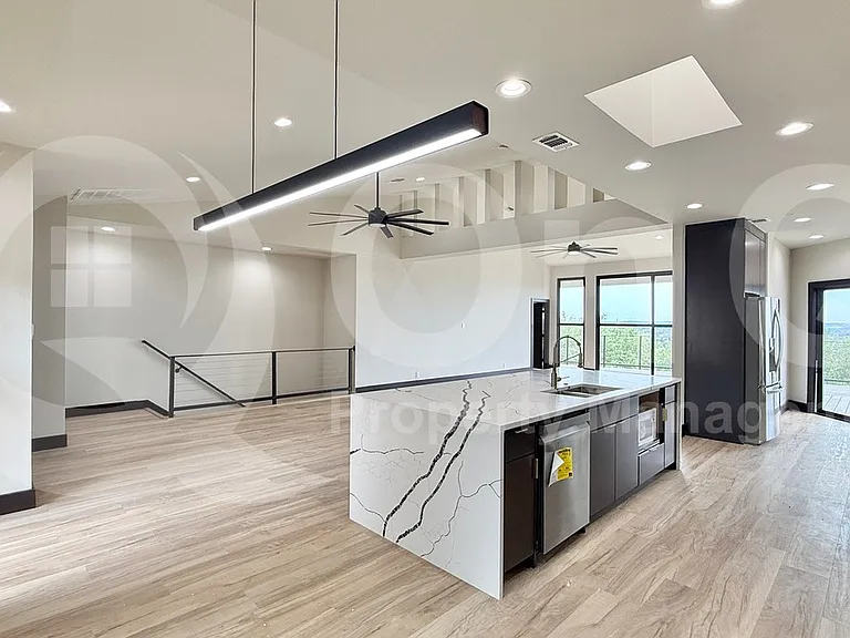 112 Paragon Ct — Photo 5