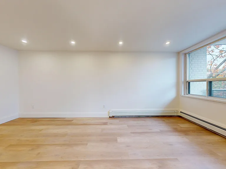 1 Marquette Ave — Photo 49