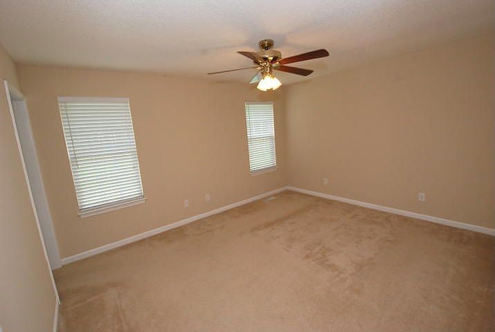 2nd image of 117 Shipyard Blvd