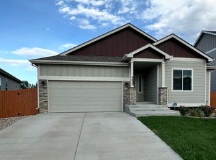 9833 Wando Dr, Colorado Springs, CO 80925