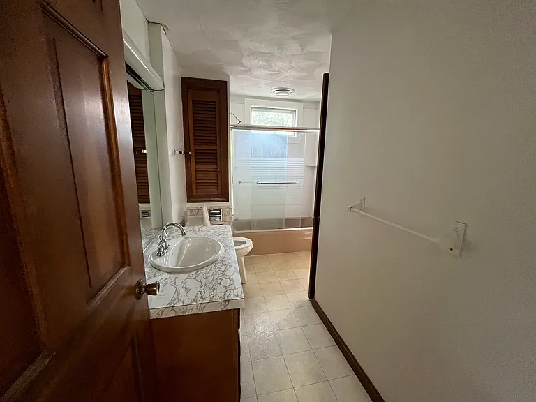 28 Williston Ave #2 — Photo 2