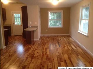 18 Cunard Pl, Staten Island, NY