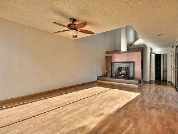 2nd image of 1754 Shady Creek Ct