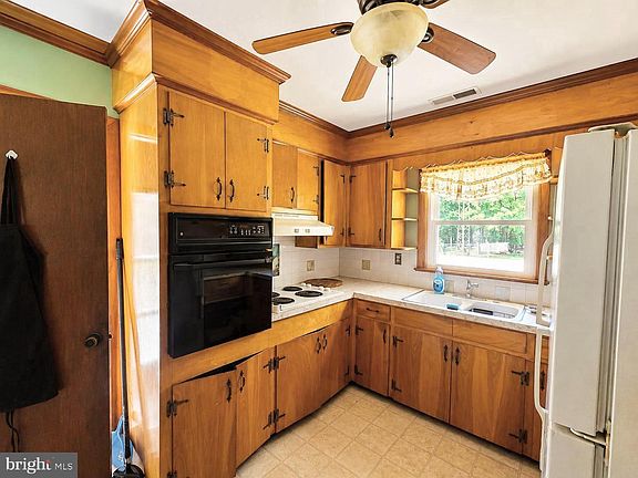 3rd image of 5260 Wilson Rd