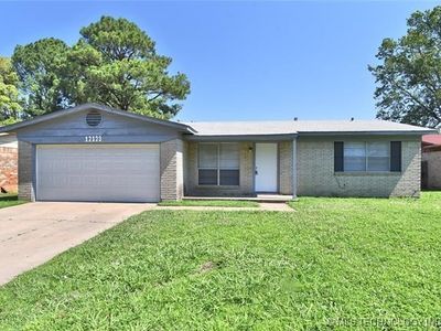 12129 E 24th St, Tulsa, OK, 74129