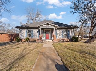 700 Euclid St, Cleburne, TX 76033