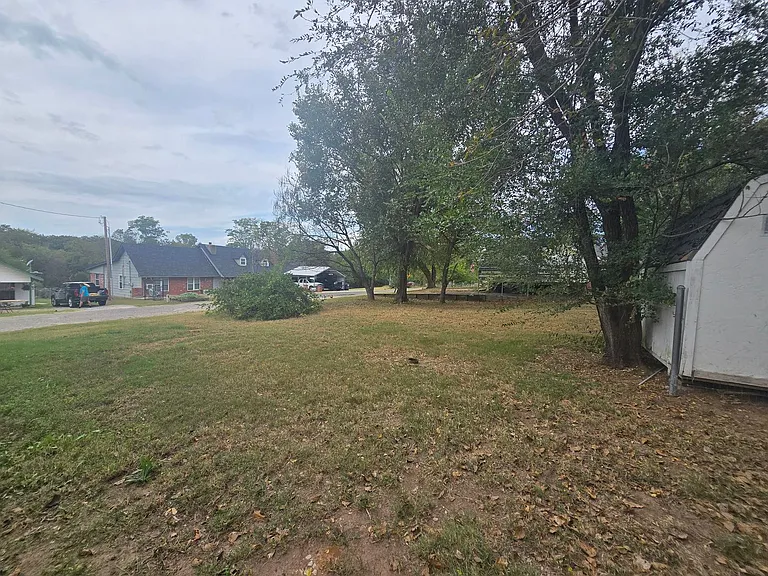 920 W Farrall St — Photo 10