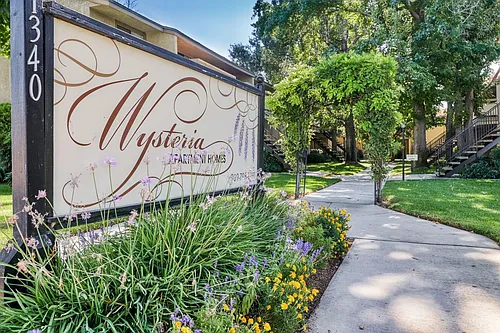 Wysteria Apartments Photo 1