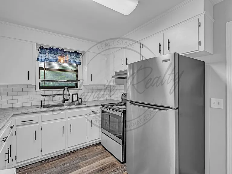 606 Ellen Dr #A — Photo 18