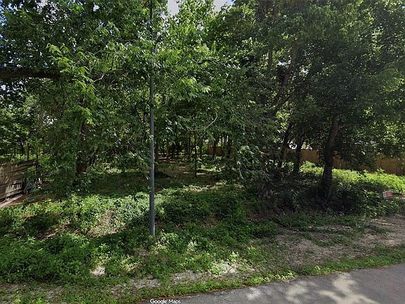 4th image of 8246 Madera Rd