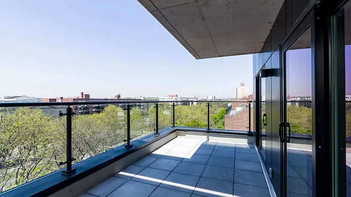 Rented by Nooklyn NYC LLC | media 50