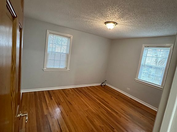 4th image of 9524 Hacke Ct