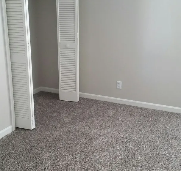 Waterway Crossing Apartments — Photo 18