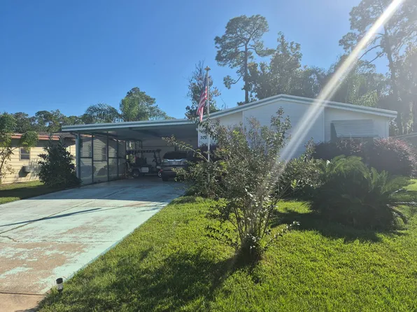 3021 Myakka River Rd, Tavares, FL 32778