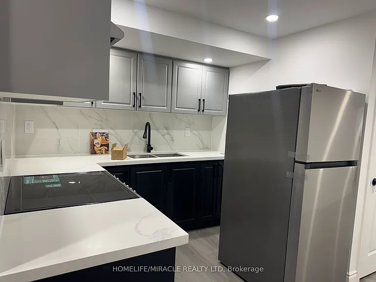 185 Featherstone Rd — Photo 16